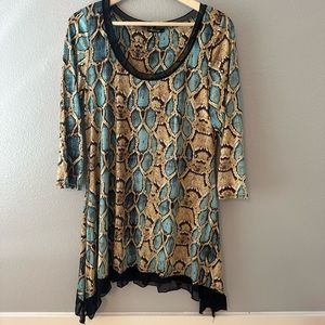 Mesmerize Snakeskin print Blouse Size L